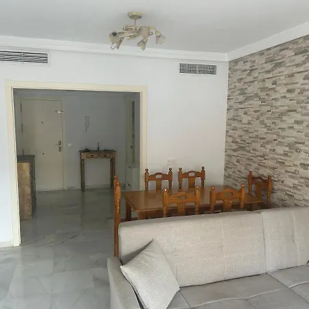 Private Cozy In Shared Homestay Torremolinos