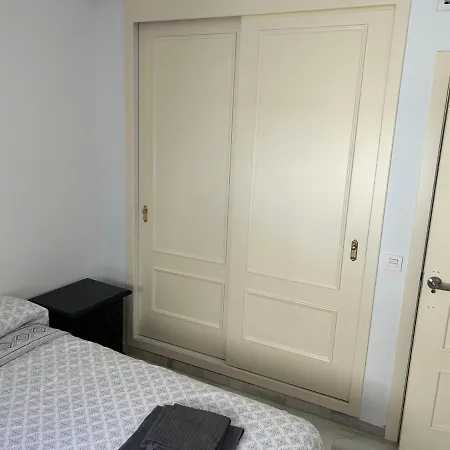 Private Cozy In Shared Homestay Torremolinos